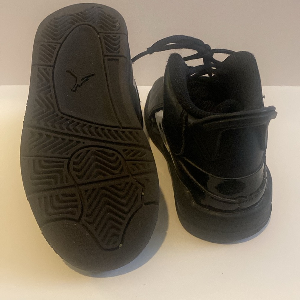 Nike - Picture 4 of 4